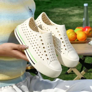 Children's Cave Shoes Summer Casual Children's Shoes Cartoon Sandals Hollow out Beach Shoes for Boys and Girls Cross border Cave