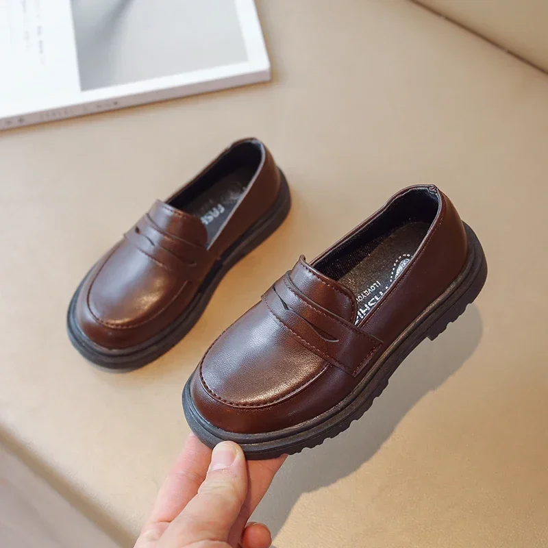 Britain Style Children's Leather Shoes for Boys 2025 Spring New Girls Retro Black Single Shoes Soft Moccasin Shoes for Children - Image 4