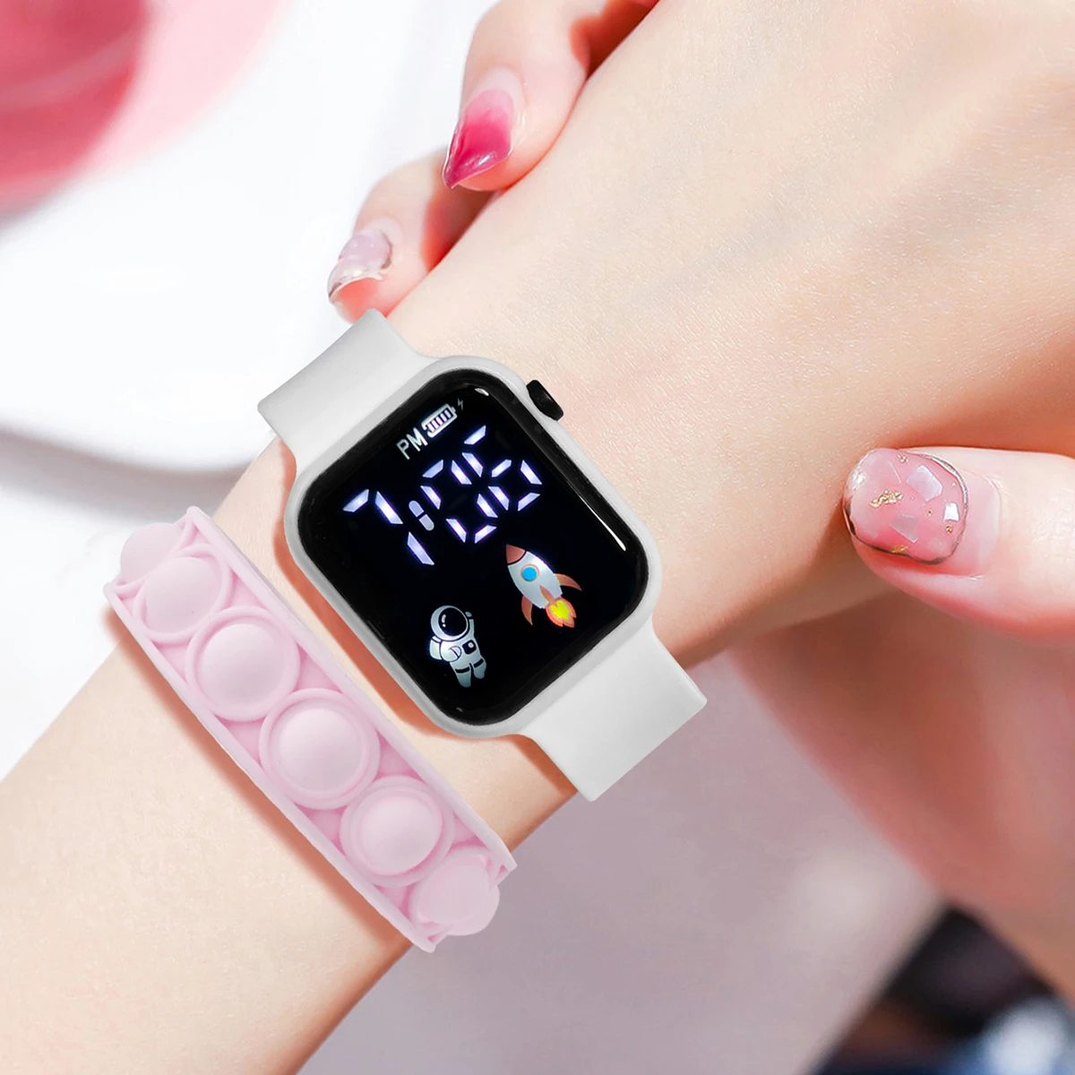 Hot Selling 2PCS Kids Smartwatch Wristband Student LED Touch Screen Animated Icon Electronic Watch Game Wristband Reloj - Image 2